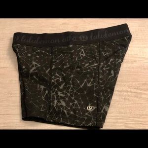 Lululemon shorts size 8